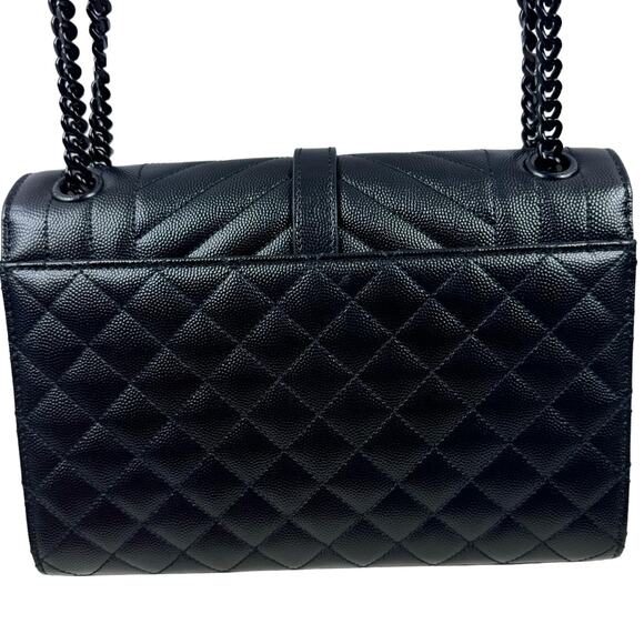 💎✨BEAUTIFUL✨💎Authentic Yves Saint Laurent Monogram Envelope Black Hardware - Picture 5 of 16